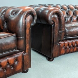 Chesterfield stiliaus minkštų baldų komplektas - Minkštų baldų komplektai