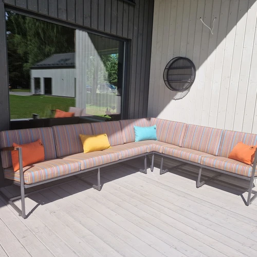 Kampinė sofa 2,2m x 2,8m