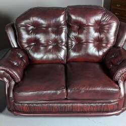 Prabangus Chesterfield stiliaus minkštų baldų komplektas - Minkštų baldų komplektai